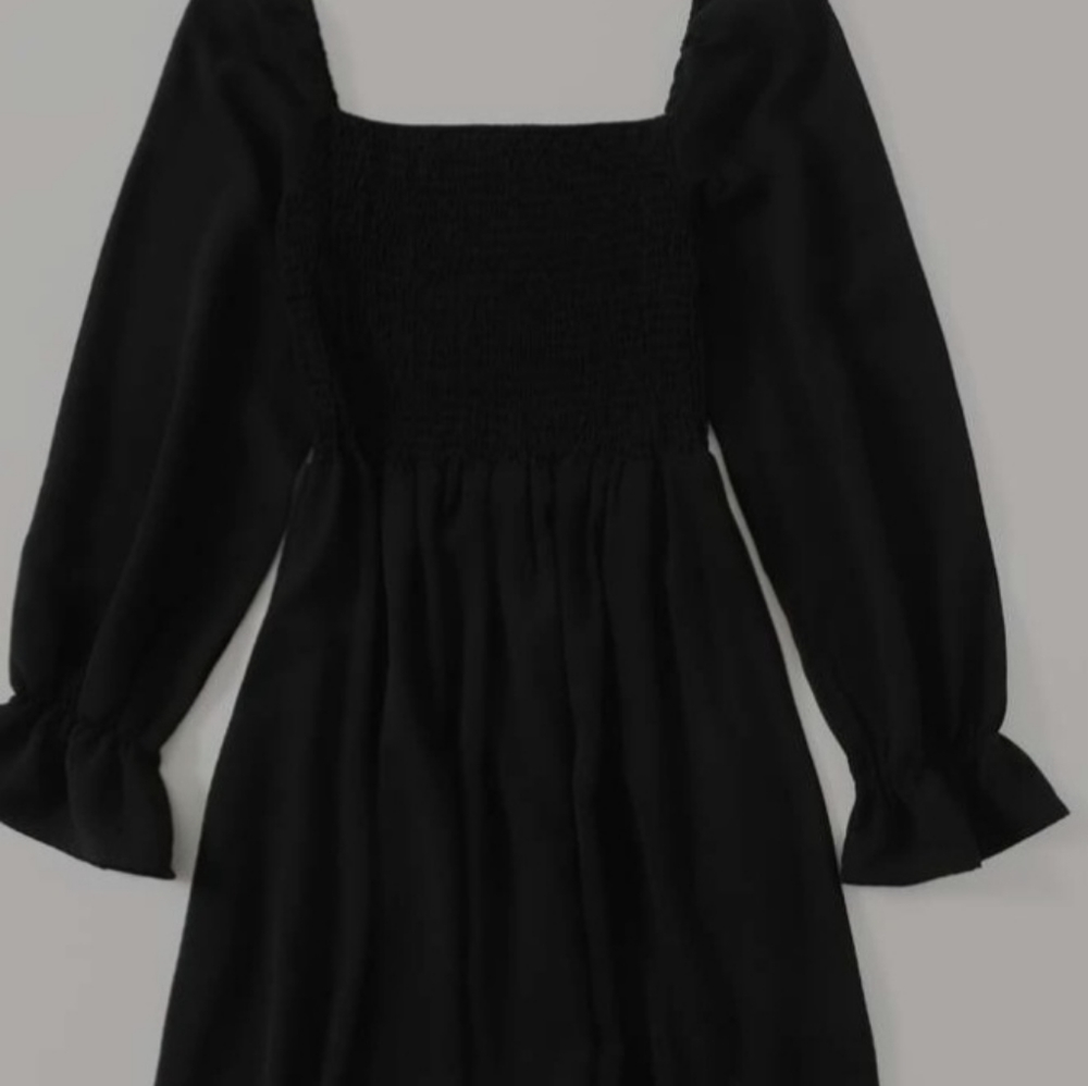 Black latern sleeve dress